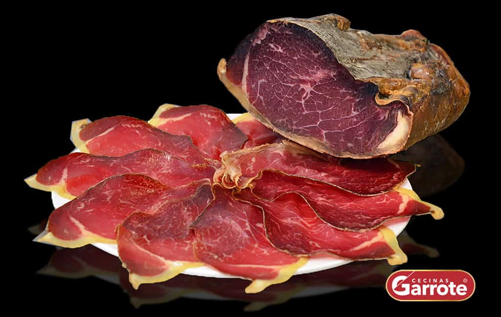 plato de cecina reserva premium garrote-cecinas-garrote